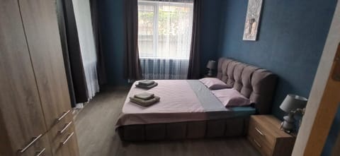 Aпартамент Габи - топ център , тихо място , ПАРКИНГ, cash only Apartment in Stara Zagora