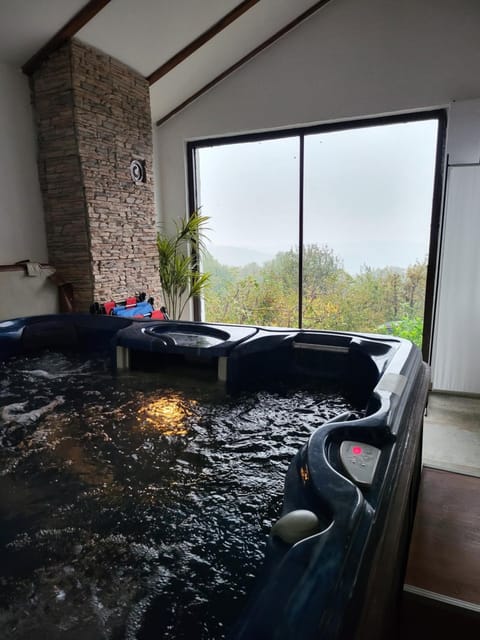 Natural landscape, Hot Tub