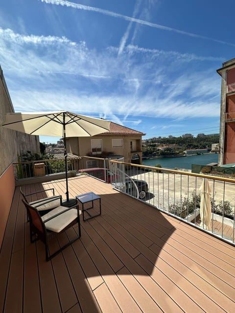 Balcony/Terrace, River view