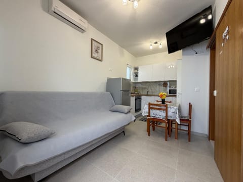 Living room, kitchen