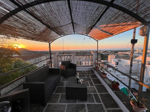 Day, Natural landscape, View (from property/room), Balcony/Terrace, Sunset