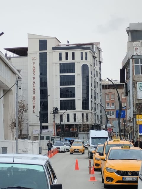 Property building, Day