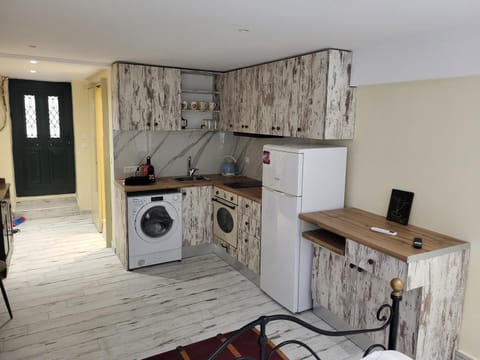 oven, stove, washing machine, dryer