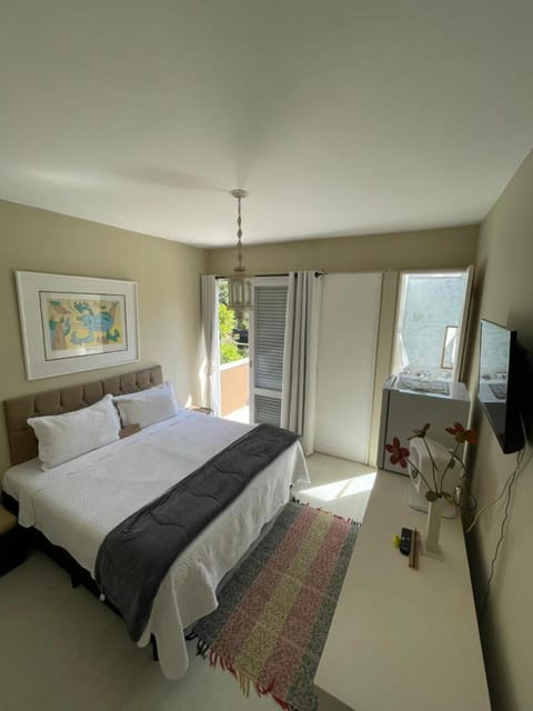 Suíte Pousada do Lago Bed and Breakfast in Duque de Caxias