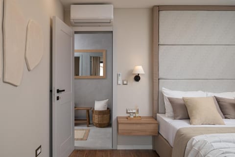 Bed, Bedroom, air conditioner