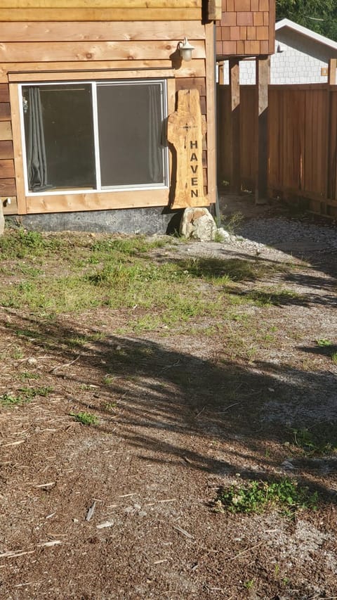 Hideaway Haven BNB House in Roberts Creek