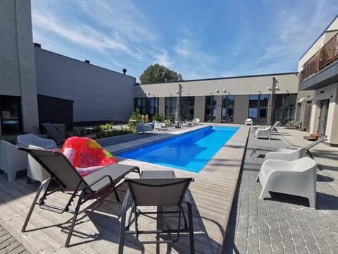 Pool view, Swimming pool