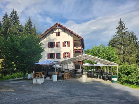 Gasthaus Crestasee Inn in Canton of Grisons