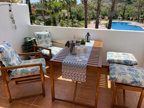 Balcony/Terrace, Pool view