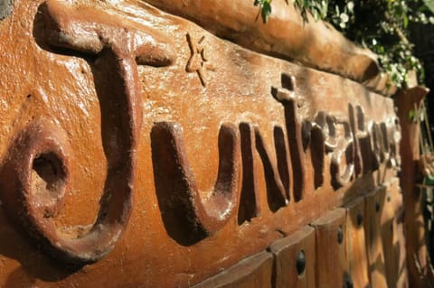 Day, Property logo or sign