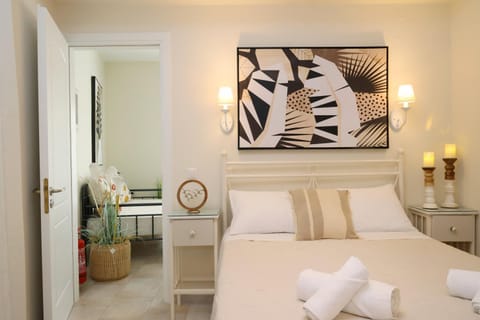 Bed, Decorative detail, Bedroom
