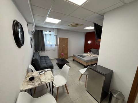 Jordan's Room 14 Apartment in Thessaloniki