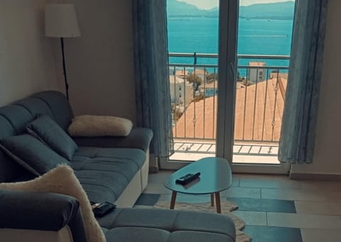 Bella Casa Apartment in Kotor Municipality