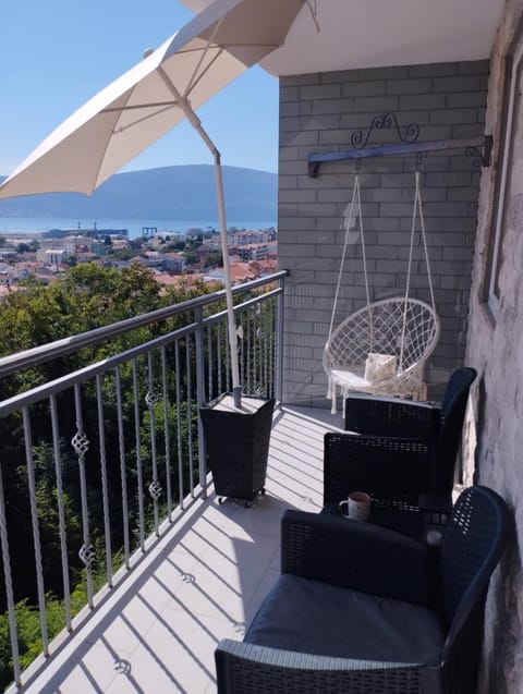 Bella Casa Apartment in Kotor Municipality