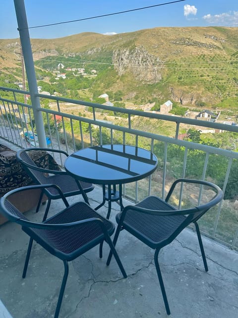 View (from property/room), Balcony/Terrace