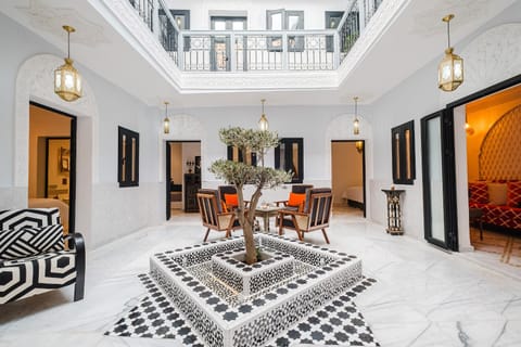 Inner courtyard view