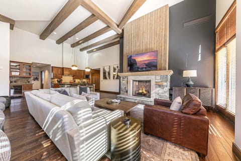 Great Bear Lodge 501 by East West Hospitality Apartment in Northstar Drive