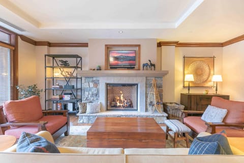 Great Bear Lodge 504 by East West Hospitality Apartment in Northstar Drive