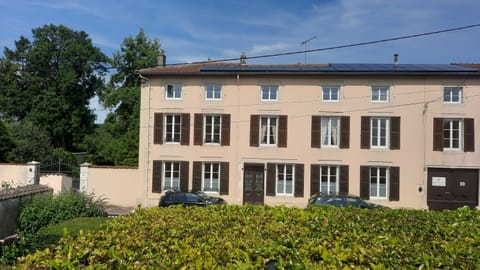 Property building, Parking
