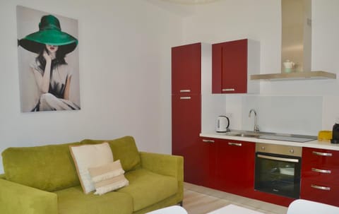 Kitchen or kitchenette, kitchen
