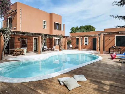 Day, Pool view, Swimming pool, sunbed