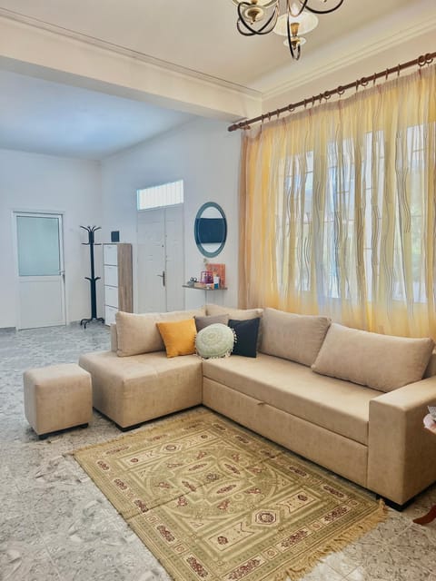 Living room, air conditioner