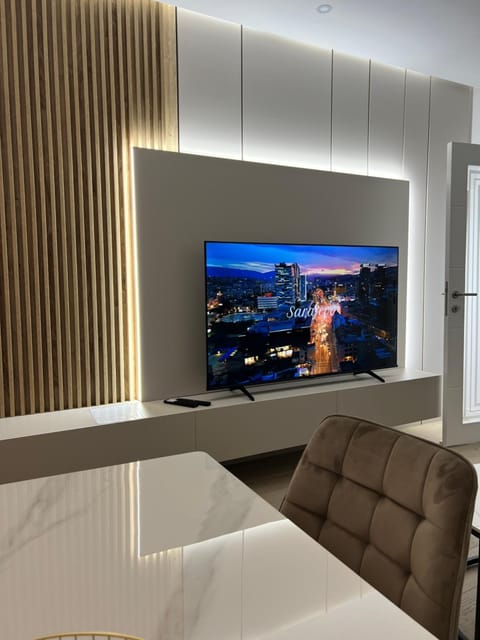 TV and multimedia, Living room, Photo of the whole room