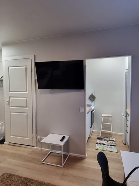 Kompakti yksiö numero 4 pienkerrostalossa Apartment in Finland