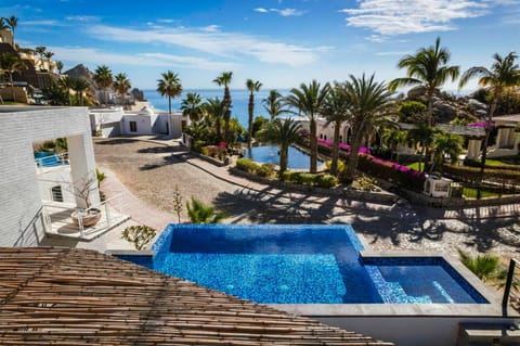 View (from property/room), Sea view, Swimming pool