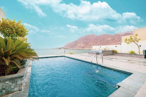 Nearby landmark, Day, Natural landscape, Lake view, Mountain view, Pool view, Swimming pool