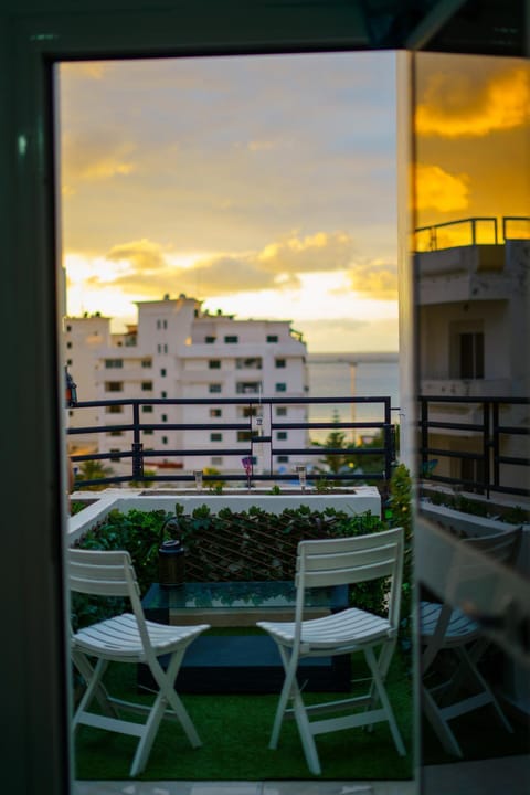 Natural landscape, View (from property/room), Balcony/Terrace, Beach, Beach, Sea view, Sunrise, Sunset