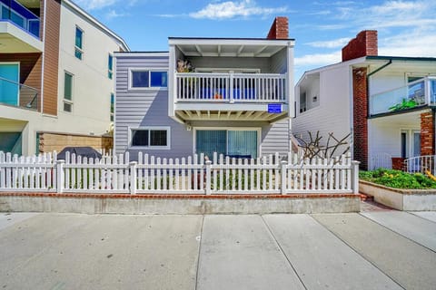 5408 Seashore Dr A House in Newport Beach