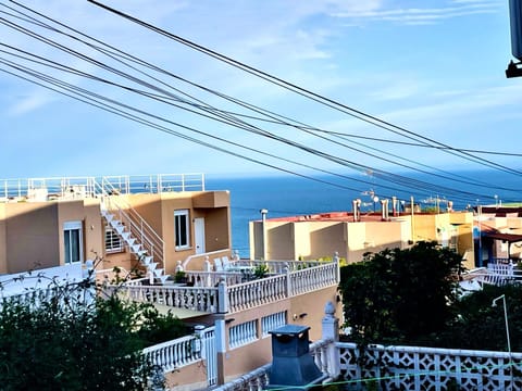 Garden, Balcony/Terrace, Sea view