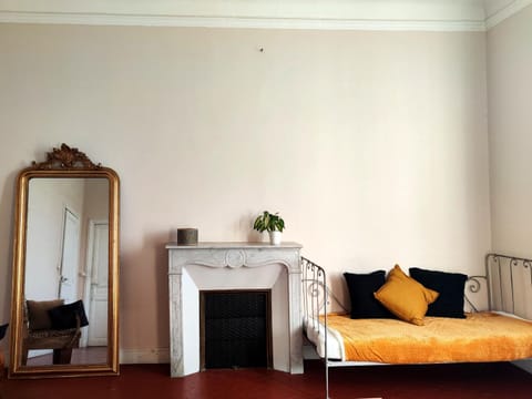 Seating area, Bedroom