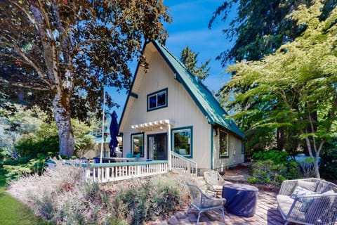 Leisure Lakehouse House in Washington