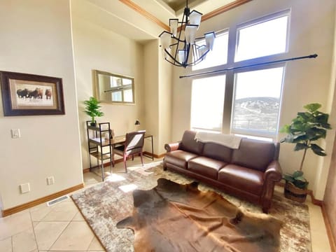 Luxury home w a View- biking and hiking near House in Pocatello