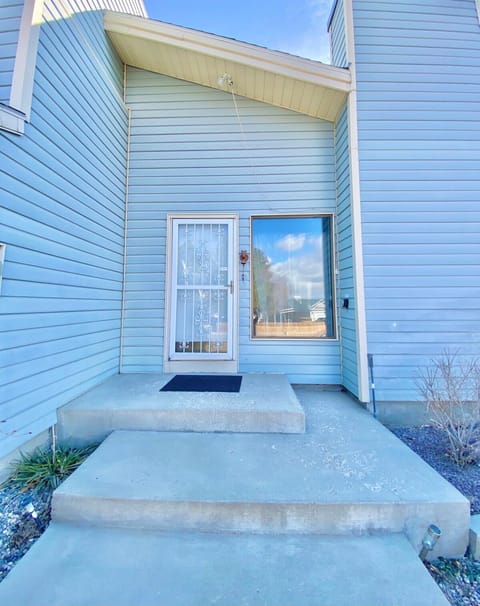 Unique Home Near Temple and Parks great for families House in Pocatello