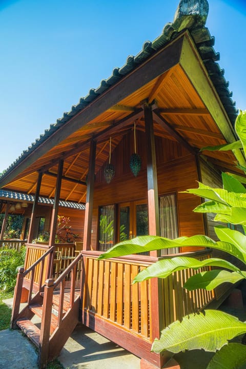Property building, Patio, Garden, View (from property/room), Balcony/Terrace, Garden view
