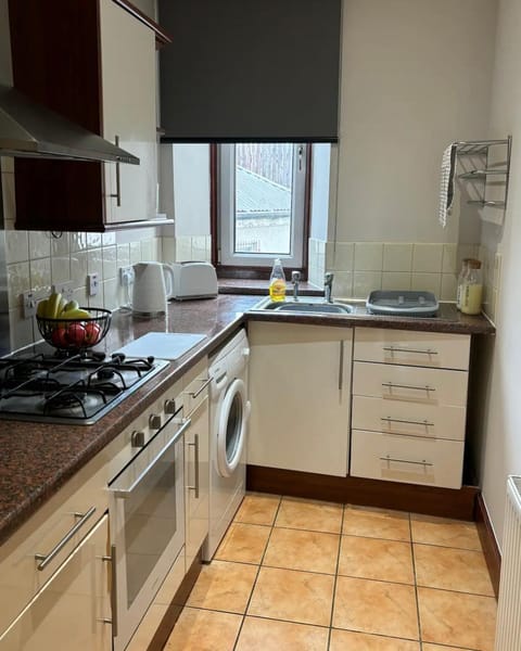 Kitchen or kitchenette, dishwasher, pet friendly, stove, toaster