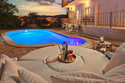 Patio, Night, Natural landscape, View (from property/room), Balcony/Terrace, Seating area, Pool view, Swimming pool, sunbed