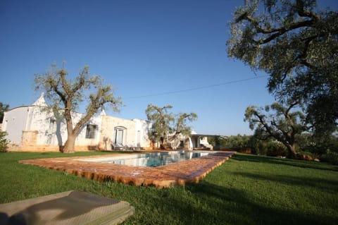 Property building, Day, Natural landscape, Garden, Garden view, Pool view, Swimming pool