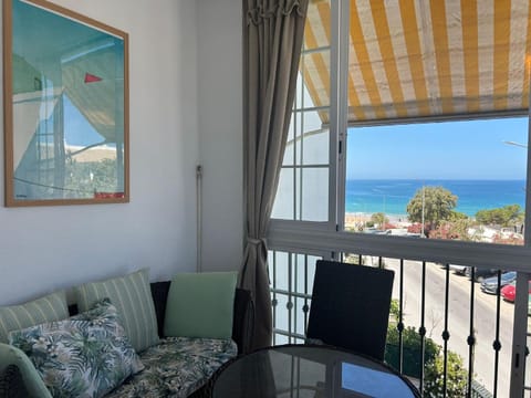 Day, View (from property/room), Balcony/Terrace, Sea view