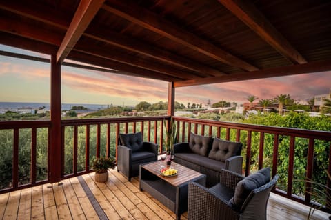 Natural landscape, View (from property/room), Balcony/Terrace, Seating area, Sea view