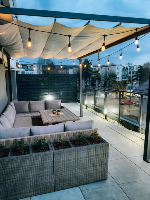 Patio, View (from property/room), Balcony/Terrace, Seating area