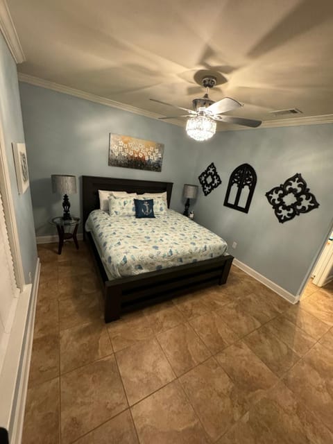 Park Avenue Beauty Apartment in Foley