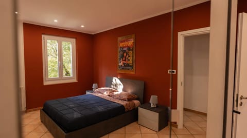 Spazioso appartamento vicino a tutto Apartment in Lombardy