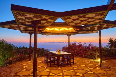 View (from property/room), Balcony/Terrace, Dining area, Sea view, Sunset