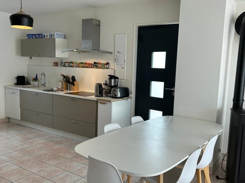 Le Downtown , Ploemeur , France House in Lorient