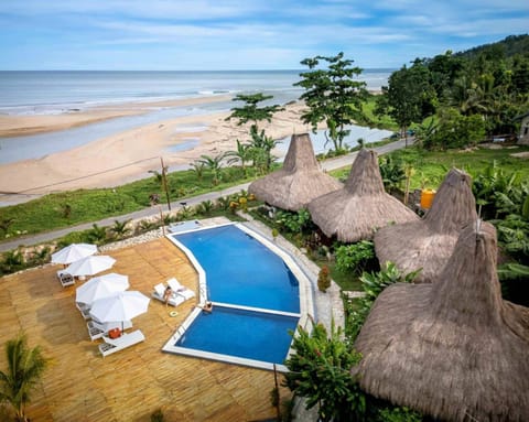 Day, Natural landscape, Beach, Pool view, Sea view, Swimming pool