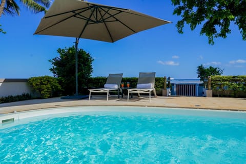 Day, Pool view, Swimming pool, sunbed